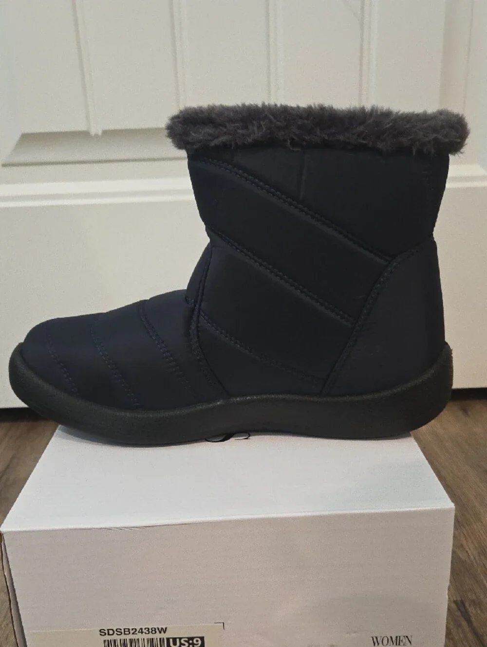 Dream Pairs Black/Very Dark Navy Quilted Faux-Fur Winter Ankle Boot